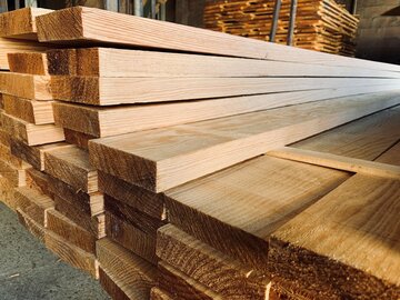 Où acheter des planches en bois pour bardage ?