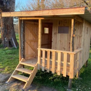 Clôture en planches de 1€