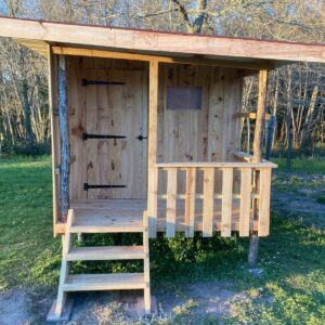 Clôture en planches de 1€