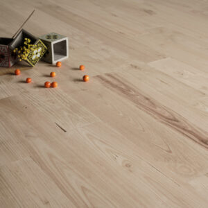 Parquet massif en châtaignier