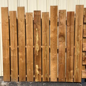 Cabane en volige traitée