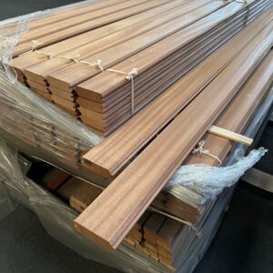 Volet en bois exotique