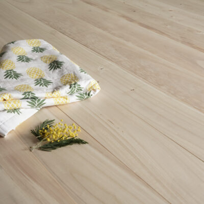 Parquet massif en peuplier qualité AB