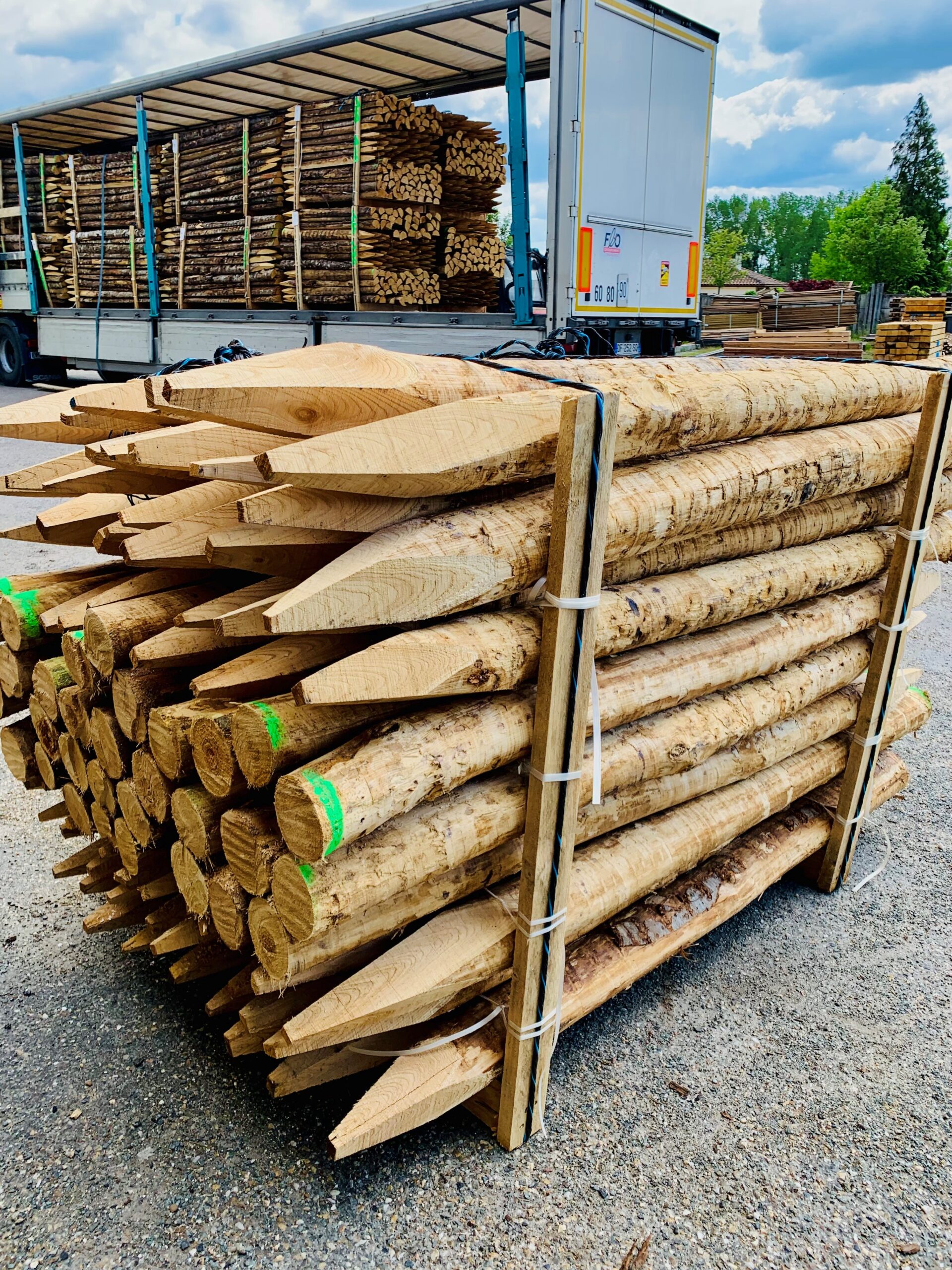 Piquets ronds châtaignier