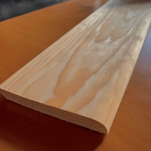 Plinthe sans noeud 10x70